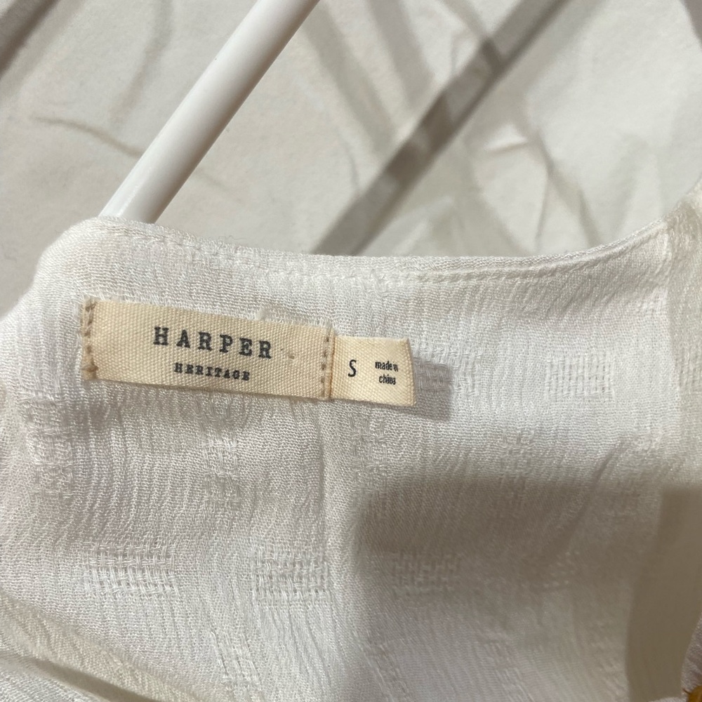 Linen Top - Picture 5 of 5